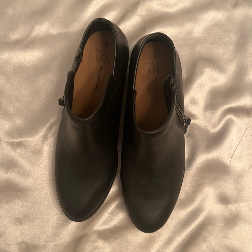 New Without Tags Time and Tru Size 8 Black Booties.